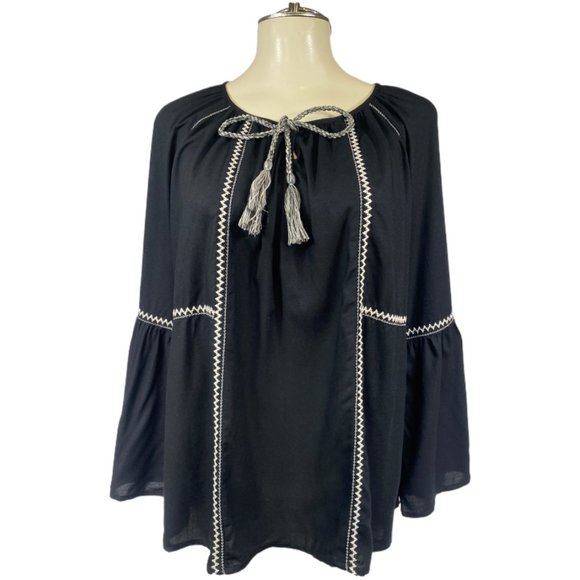 NWT Black Karen Kane Blouse with White Embroidered Zig-Zag and Tassel Si… - Picture 4 of 9